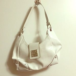 👜🐇White Pocket Book🐇👜